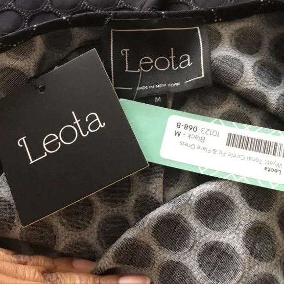 🖤LEOTA🖤WYATT TONAL CIRCLE FIT AND FLARE DRESS🖤 - Picture 12 of 12